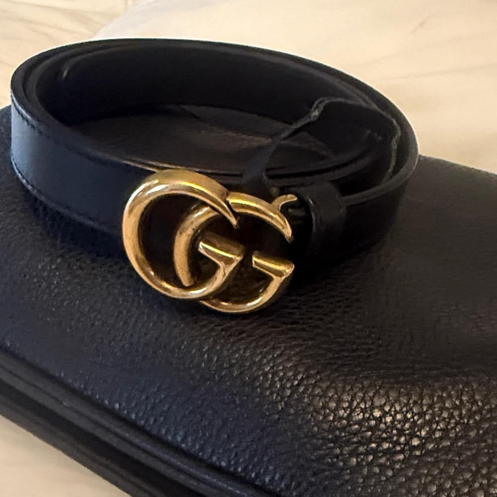 Gucci Midnight Leather Belt with Golden GG Buckle